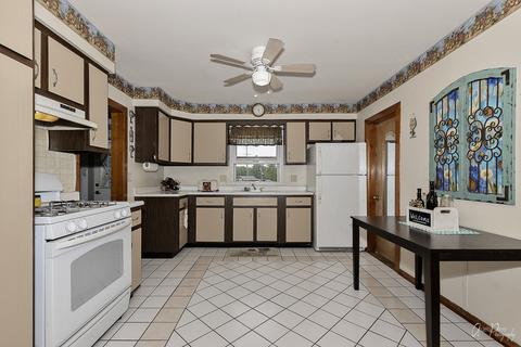 2207 W Johnsburg Rd, Johnsburg, IL 60051 photo 7