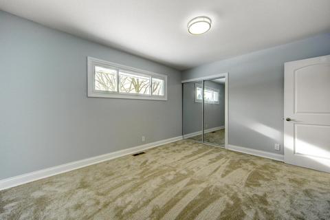 1502 W Pine St, Holiday Hills, IL 60051 photo 11