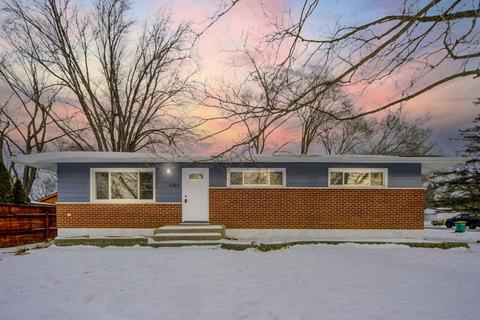 1502 W Pine St, Holiday Hills, IL 60051 photo 1