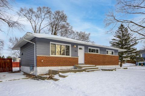1502 W Pine St, Holiday Hills, IL 60051 photo 22