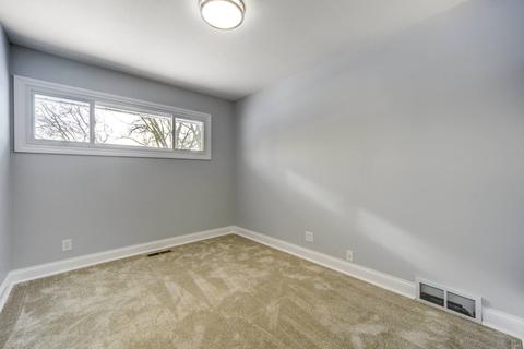 1502 W Pine St, Holiday Hills, IL 60051 photo 12