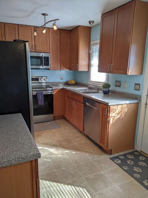 715 Dover Pl, Champaign, IL 61820 photo 10