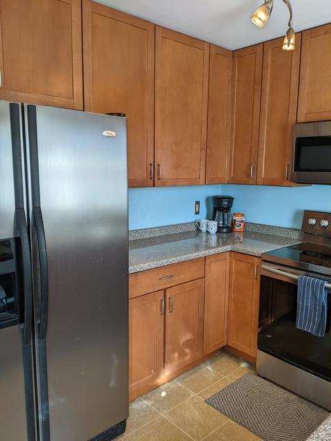 715 Dover Pl, Champaign, IL 61820 photo 9