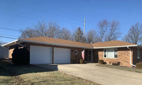 509 Cedar Dr, Clinton, IL 61727 photo 1
