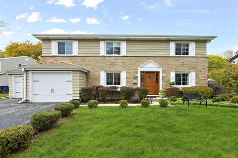 261 Pine St, Deerfield, IL 60015 photo 1