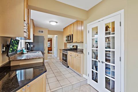 261 Pine St, Deerfield, IL 60015 photo 5