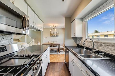 9022 Abbey Ln, Des Plaines, IL 60016 photo 12