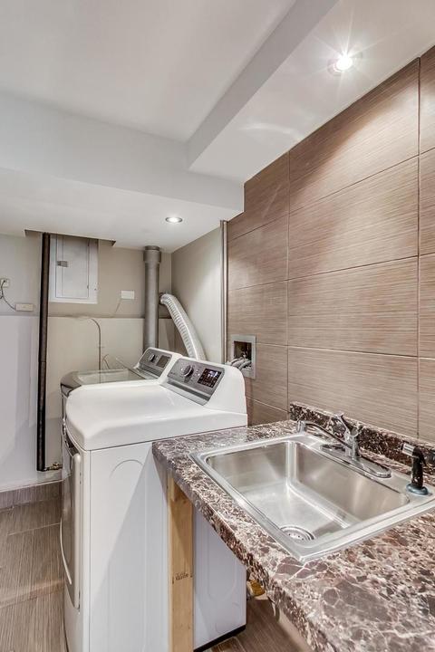 9022 Abbey Ln, Des Plaines, IL 60016 photo 26