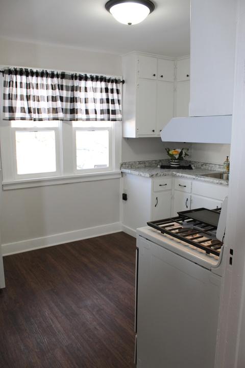 1213 E Jackson St, Joliet, IL 60432 photo 11