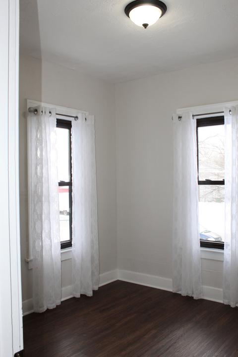 1213 E Jackson St, Joliet, IL 60432 photo 24