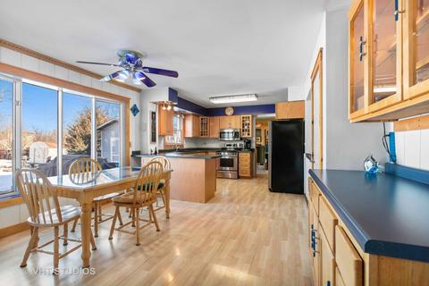 846 Edward St, Wheeling, IL 60090 photo 7