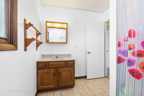 846 Edward St, Wheeling, IL 60090 photo 15