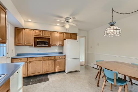 26 W010 Armbrust Ave, Wheaton, IL 60187 photo 9