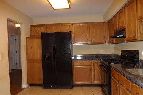 1078 Stillwater Rd, Elgin, IL 60120 photo 7