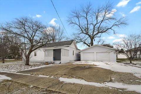 245 Ellis St, Cisco, IL 61830 photo 1