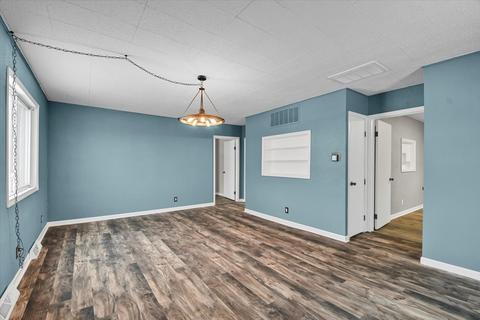 245 Ellis St, Cisco, IL 61830 photo 4