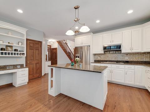 723 Weaver Ct, Wheaton, IL 60189 photo 11