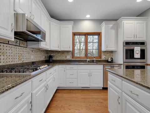 723 Weaver Ct, Wheaton, IL 60189 photo 13