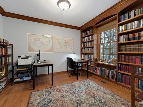 723 Weaver Ct, Wheaton, IL 60189 photo 5