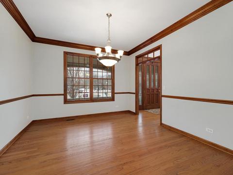 723 Weaver Ct, Wheaton, IL 60189 photo 4
