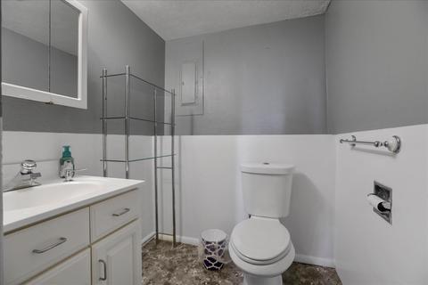 323 Robert Dr, Normal, IL 61761 photo 24