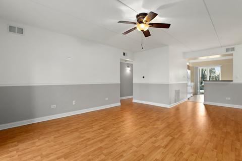 5509 Chateau Dr #1, Rolling Meadows, IL 60008 photo 5