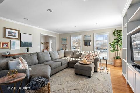 1926 Cromwell Dr, Wheaton, IL 60189 photo 4