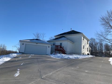 3911 E Whippoorwill Ln, Byron, IL 61010 photo 3