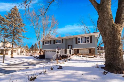 9 N749 Tipi Ln, Elgin, IL 60124 photo 4