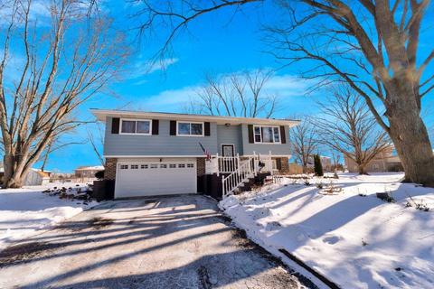 9 N749 Tipi Ln, Elgin, IL 60124 photo 1
