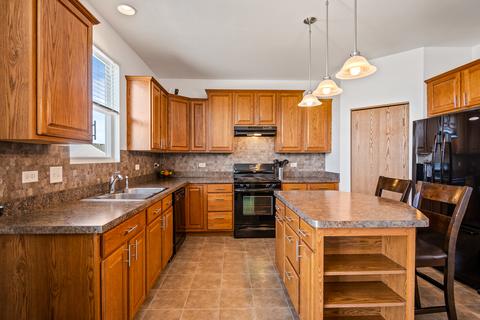 1531 Elysium Dr, Minooka, IL 60447 photo 9