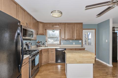 3905 W High St, Mchenry, IL 60050 photo 4