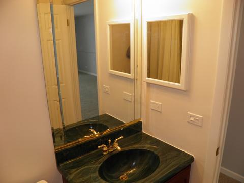 545 Williamsburg Ct #B1, Wheeling, IL 60090 photo 17