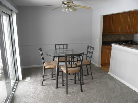 545 Williamsburg Ct #B1, Wheeling, IL 60090 photo 4