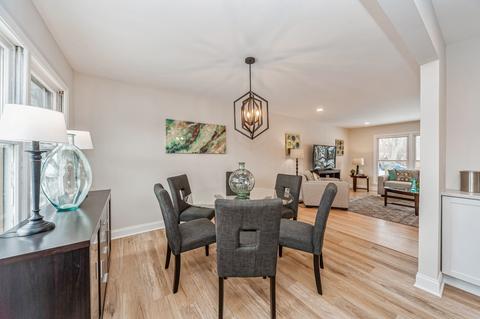 1117 Palm Dr, Wheeling, IL 60090 photo 5
