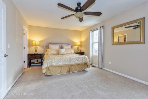284 Devoe Dr, Oswego, IL 60543 photo 9