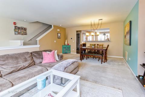 284 Devoe Dr, Oswego, IL 60543 photo 4