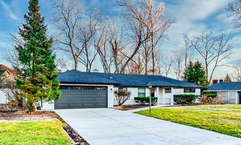 1913 Martingale Rd, Wheaton, IL 60187 photo 1