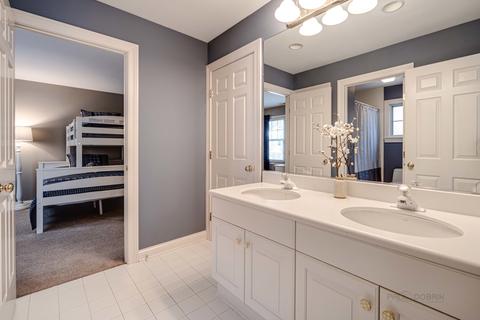 405 E Blodgett Ave, Lake Bluff, IL 60044 photo 28