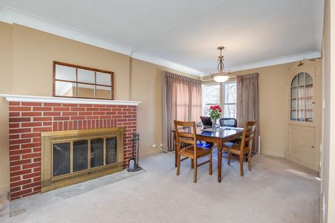 106 S Williston St, Wheaton, IL 60187 photo 4