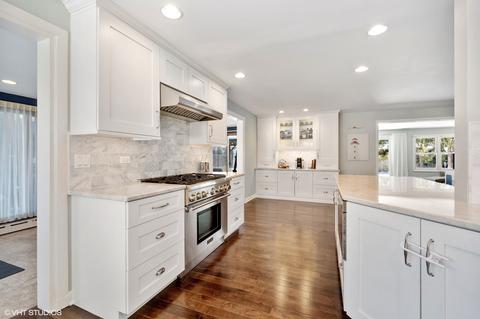 730 Forest Rd, Glenview, IL 60025 photo 9