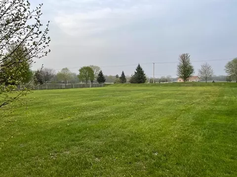 8402 Eagle Rdg, Spring Grove, IL 60081 photo 2