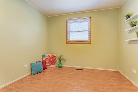 2106 Grouse Ln, Rolling Meadows, IL 60008 photo 8