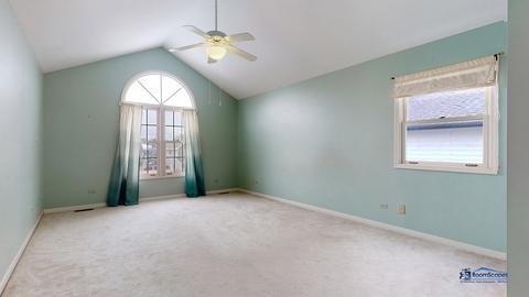835 Crest Dr, Cary, IL 60013 photo 15