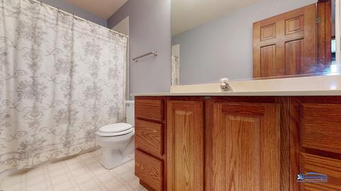 835 Crest Dr, Cary, IL 60013 photo 22