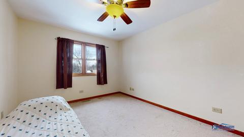 835 Crest Dr, Cary, IL 60013 photo 20