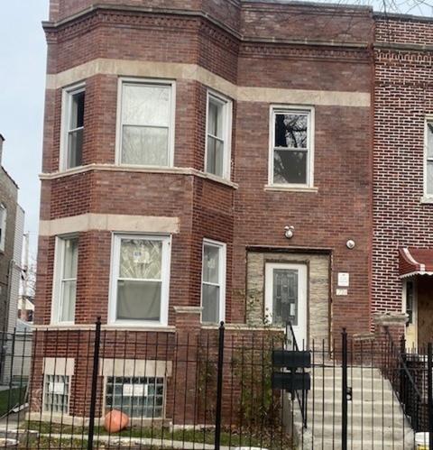 724 E 92nd St, Chicago, IL 60619 photo 1