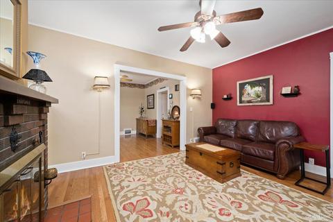 12 N Edison Ave, Elgin, IL 60123 photo 8