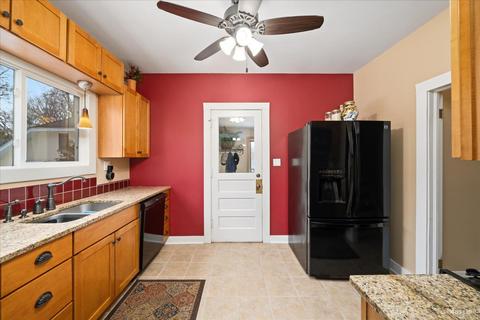 12 N Edison Ave, Elgin, IL 60123 photo 13