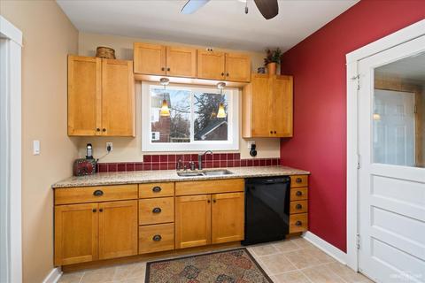 12 N Edison Ave, Elgin, IL 60123 photo 11